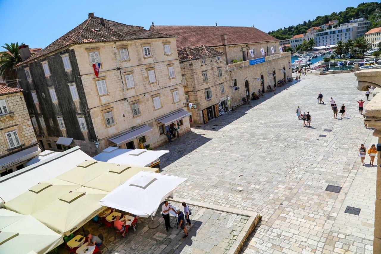 Hvar Piazza Apartment Hvar Town Eksteriør billede