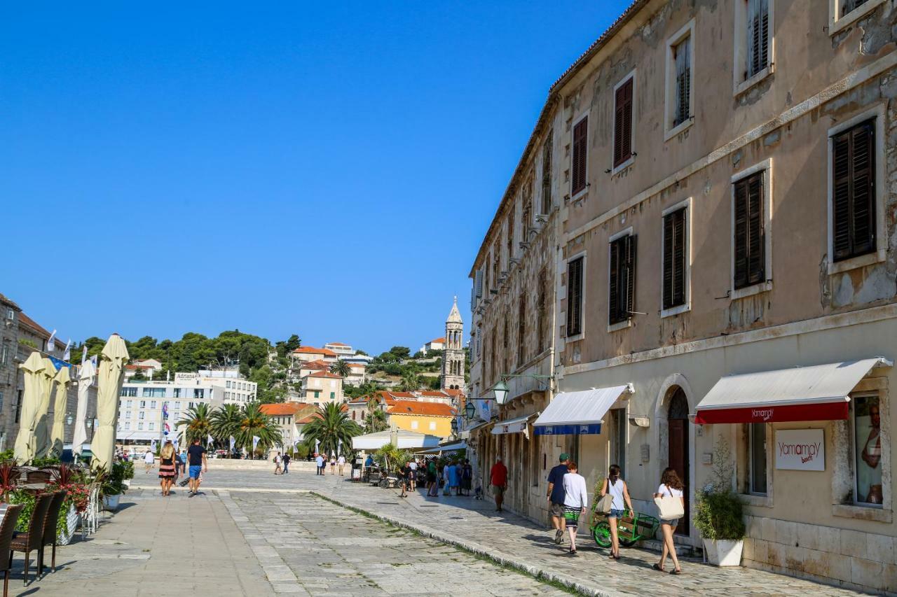 Hvar Piazza Apartment Hvar Town Eksteriør billede